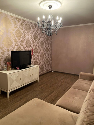 Продам двухкомнатную (2-комн.) квартиру, Адмирала Лазарева ул, 52, Москва г