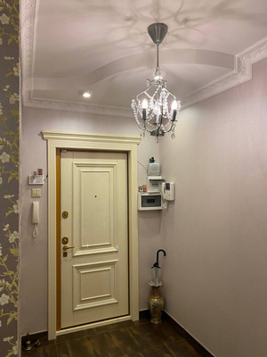 Продам двухкомнатную (2-комн.) квартиру, Адмирала Лазарева ул, 52, Москва г