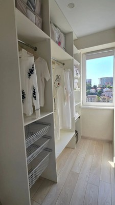 Продам трехкомнатную (3-комн.) квартиру, Волжская (Центральный р-н) ул, 34к4, Сочи г