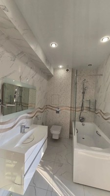 Продам трехкомнатную (3-комн.) квартиру, Волжская (Центральный р-н) ул, 34к4, Сочи г