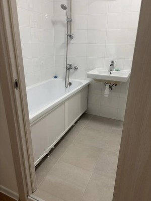 Продам двухкомнатную (2-комн.) квартиру, Александры Монаховой ул, 83, Коммунарка п