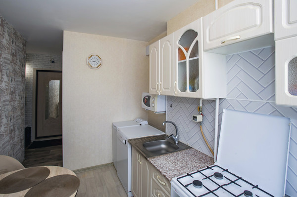 Продам трехкомнатную (3-комн.) квартиру, Парашютная ул, 7ка, Пермь г