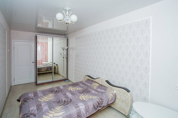 Продам трехкомнатную (3-комн.) квартиру, Парашютная ул, 7ка, Пермь г