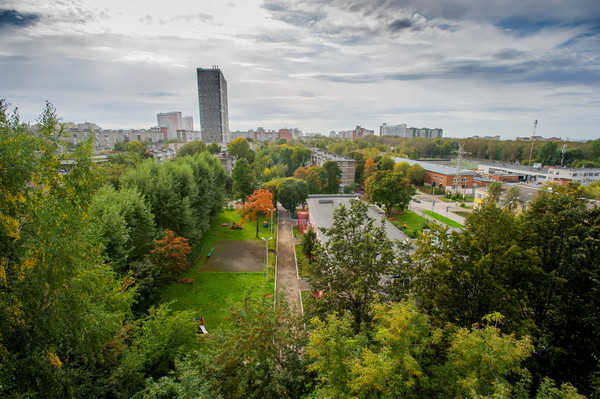 Продам трехкомнатную (3-комн.) квартиру, Парашютная ул, 7ка, Пермь г