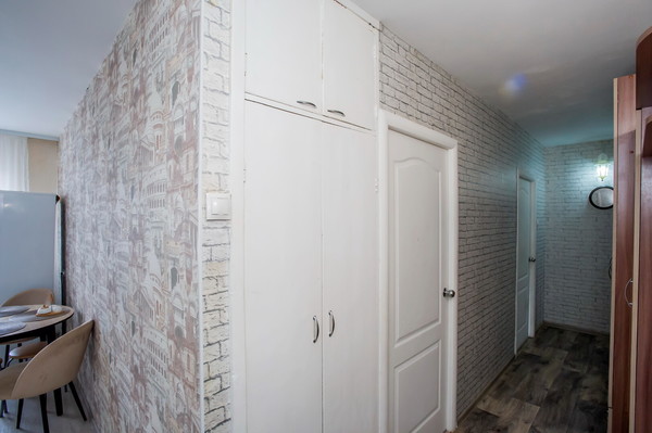 Продам трехкомнатную (3-комн.) квартиру, Парашютная ул, 7ка, Пермь г
