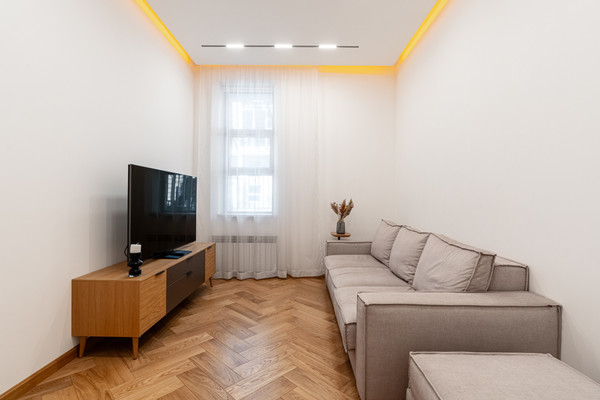 Продам двухкомнатную (2-комн.) квартиру, Муштари ул, 2а, Казань г