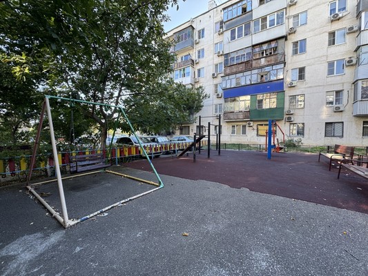 Продам однокомнатную (1-комн.) квартиру, Куникова ул, 58, Новороссийск г
