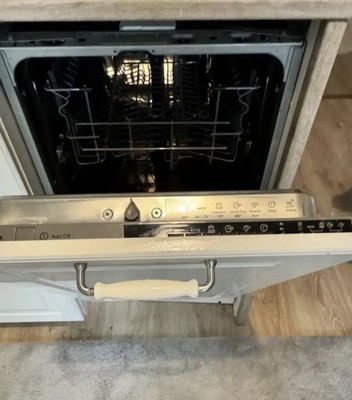 Продам двухкомнатную (2-комн.) квартиру, Понтонная ул, 9к2, Колпино г