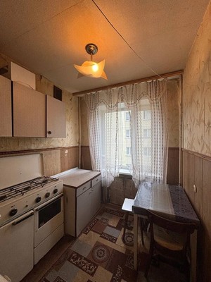 Продам однокомнатную (1-комн.) квартиру, Стройкова ул, 30, Рязань г