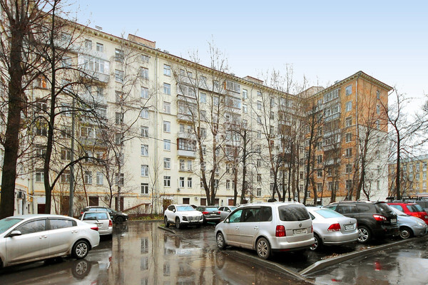 Продам трехкомнатную (3-комн.) квартиру, Энтузиастов ш, 52, Москва г