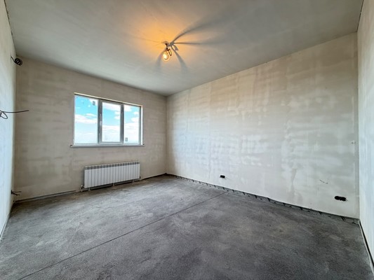 Продам трехкомнатную (3-комн.) квартиру, Калмыкова ул, 235, Нальчик г