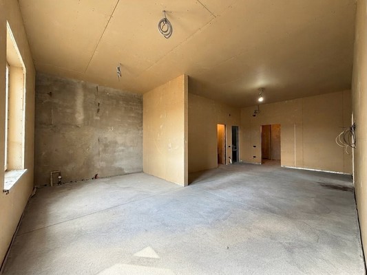 Продам трехкомнатную (3-комн.) квартиру, Калмыкова ул, 235, Нальчик г