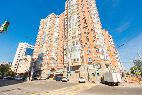 Продам трехкомнатную (3-комн.) квартиру, Максима Горького ул, 13к56, Ростов-на-Дону г