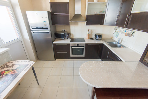 Продам трехкомнатную (3-комн.) квартиру, Максима Горького ул, 13к56, Ростов-на-Дону г