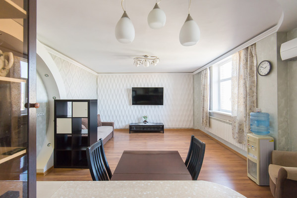 Продам трехкомнатную (3-комн.) квартиру, Максима Горького ул, 13к56, Ростов-на-Дону г