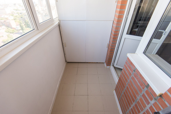 Продам трехкомнатную (3-комн.) квартиру, Максима Горького ул, 13к56, Ростов-на-Дону г
