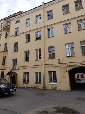 Продам трехкомнатную (3-комн.) квартиру, Дерптский пер, 10, Санкт-Петербург г