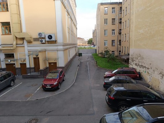 Продам трехкомнатную (3-комн.) квартиру, Дерптский пер, 10, Санкт-Петербург г