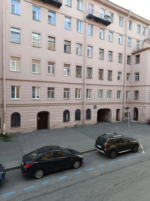 Продам трехкомнатную (3-комн.) квартиру, Дерптский пер, 10, Санкт-Петербург г