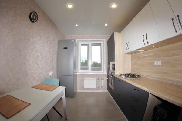 Продам двухкомнатную (2-комн.) квартиру, Красноводская ул, 18, Пермь г