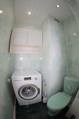 Продам двухкомнатную (2-комн.) квартиру, Красноводская ул, 18, Пермь г