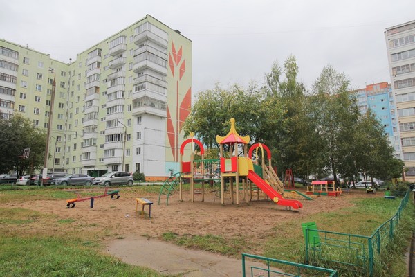 Продам двухкомнатную (2-комн.) квартиру, Красноводская ул, 18, Пермь г