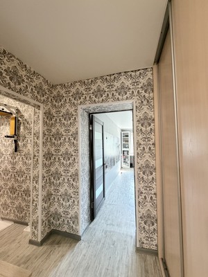 Продам трехкомнатную (3-комн.) квартиру, Чернышевского ул, 16, Находка г