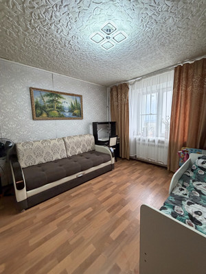 Продам двухкомнатную (2-комн.) квартиру, Железнодорожников ул, 15, Казань г