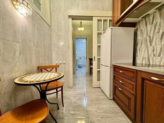 Продам двухкомнатную (2-комн.) квартиру, Ленинградский пр-кт, 36, Москва г