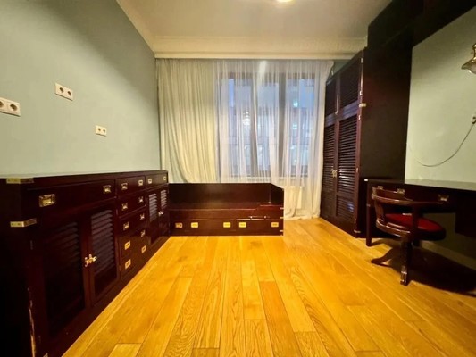 Продам двухкомнатную (2-комн.) квартиру, Ленинградский пр-кт, 36, Москва г