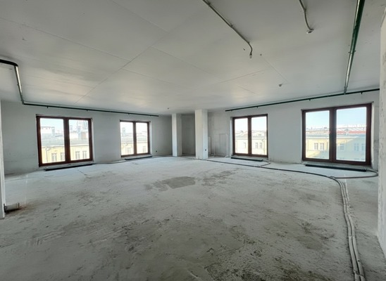 Продам трехкомнатную (3-комн.) квартиру, Большая Садовая ул, 5к1, Москва г