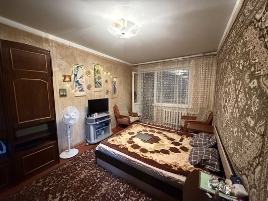Продам однокомнатную (1-комн.) квартиру, Лермонтова ул, 35, Симферополь г