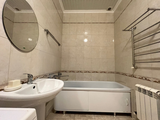 Продам двухкомнатную (2-комн.) квартиру, Эльбрусская ул, 19, Нальчик г