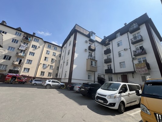 Продам двухкомнатную (2-комн.) квартиру, Эльбрусская ул, 19, Нальчик г