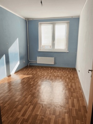 Продам трехкомнатную (3-комн.) квартиру, Генерала Варенникова (Кузнечики мкр.) ул, 2, Подольск г