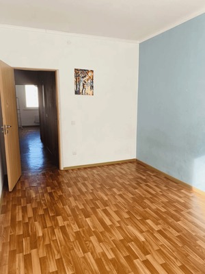 Продам трехкомнатную (3-комн.) квартиру, Генерала Варенникова (Кузнечики мкр.) ул, 2, Подольск г
