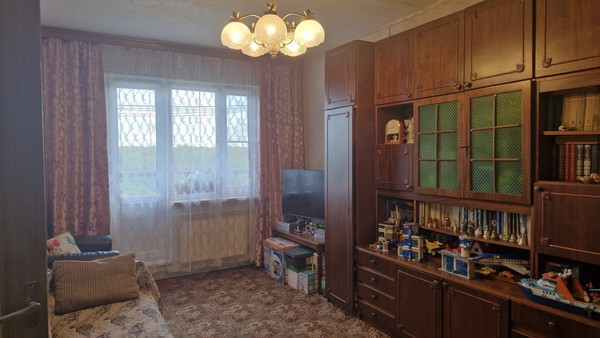 Продам двухкомнатную (2-комн.) квартиру, Ударников пр-кт, 56к1, Санкт-Петербург г