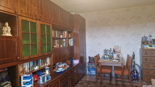 Продам двухкомнатную (2-комн.) квартиру, Ударников пр-кт, 56к1, Санкт-Петербург г