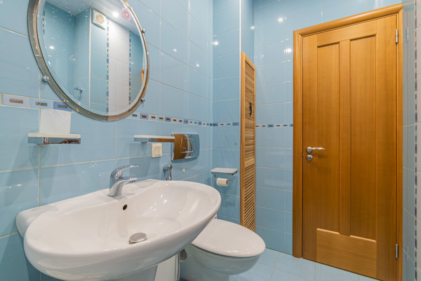 Продам трехкомнатную (3-комн.) квартиру, Савушкина ул, 140, Санкт-Петербург г