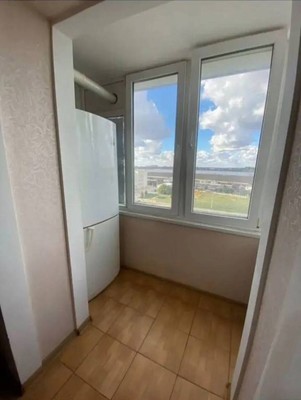Продам трехкомнатную (3-комн.) квартиру, Светлая ул, 29, Комсомольское пгт
