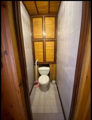 Продам трехкомнатную (3-комн.) квартиру, Светлая ул, 29, Комсомольское пгт