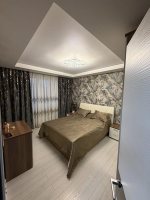 Продам трехкомнатную (3-комн.) квартиру, Завидная ул, 20, Видное г