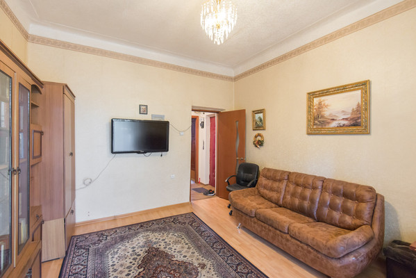 Продам многокомнатную квартиру, Буденновский пр-кт, 76к226, Ростов-на-Дону г