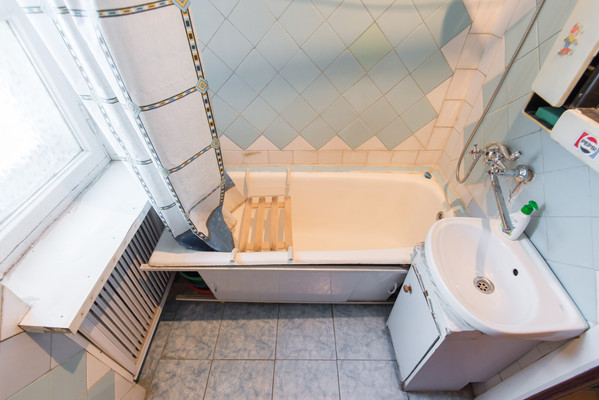 Продам многокомнатную квартиру, Буденновский пр-кт, 76к226, Ростов-на-Дону г