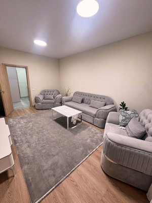 Продам трехкомнатную (3-комн.) квартиру, Мира ул, 8, Люберцы г