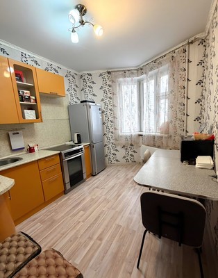 Продам однокомнатную (1-комн.) квартиру, Завидная ул, 3, Видное г