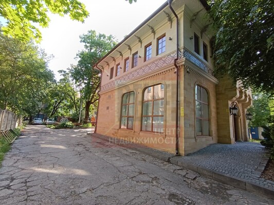 Сдам коммерческое помещение 363 м2, Пугачева ул, 4, Калининград г