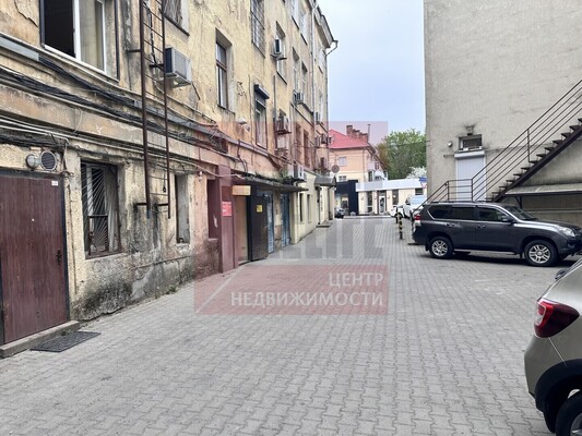 Продам коммерческое помещение 74,9 м2, Чайковского ул, 2, Калининград г