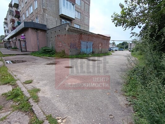 Продам коммерческое помещение 1 165,6 м2, Красноармейская ул, 12, Неман г