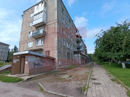 Продам коммерческое помещение 1 165,6 м2, Красноармейская ул, 12, Неман г
